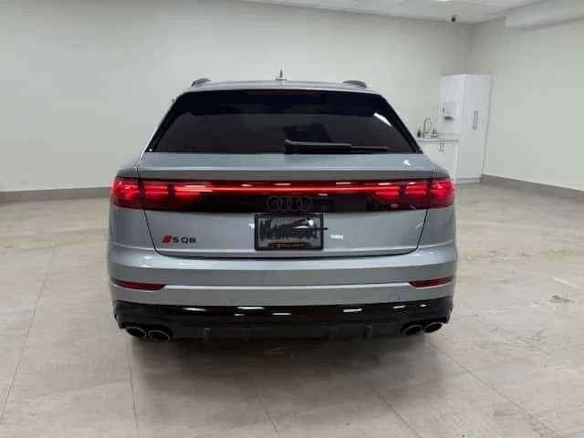 Audi SQ8 ПАНО| ОБДУХВАНЕ| АМБИЕНТ| 360| HUD| - автомобили, коли, обяви за нови и употребявани 4