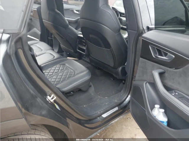 Audi SQ8 PRESTIGE TFSI QUATTRO TIPTRONIC - автомобили, коли, обяви за нови и употребявани 9