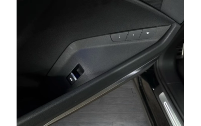 Audi SQ8 e-tron SportBack Matrix DISTR 360 AIR PANO B&O HUD - автомобили, коли, обяви за нови и употребявани 12