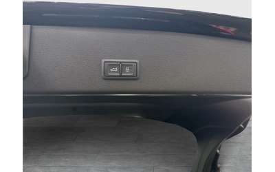 Audi SQ8 e-tron SportBack Matrix DISTR 360 AIR PANO B&O HUD - автомобили, коли, обяви за нови и употребявани 15