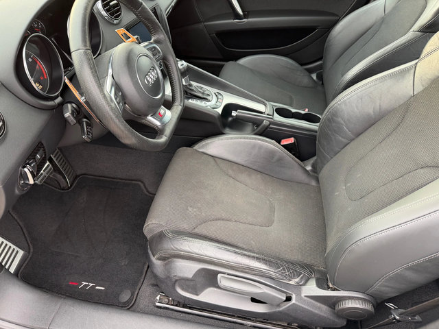 Audi Tt 2.0 TFSI QUATTRO - автомобили, коли, обяви за нови и употребявани 10