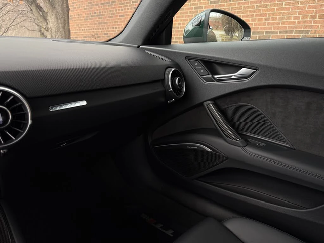 Audi Tt * АвтоКредит * (ЦЕНА ДО БГ) - автомобили, коли, обяви за нови и употребявани 15