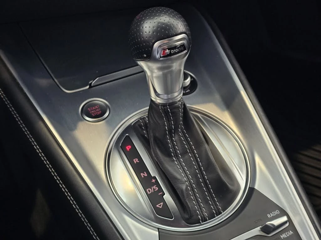 Audi Tt 2.0T* AвтоКредит * (ЦЕНА ДО БГ) - автомобили, коли, обяви за нови и употребявани 12