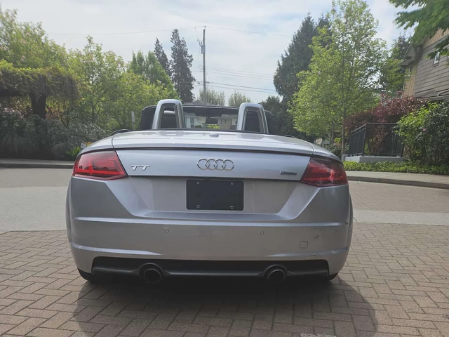 Audi Tt * 2.0T* 2 КЛЮЧА* KEYLESS* ПОДГРЕВ* - автомобили, коли, обяви за нови и употребявани 3