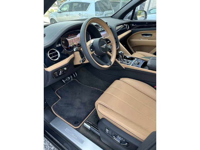 Bentley Bentayga Azure First Edition Naim Automatic Door Close - автомобили, коли, обяви за нови и употребявани 11