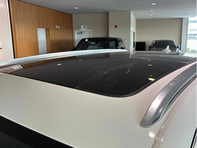 Bentley Bentayga V8 С РЕГИСТРАЦИЯ & АВТО КРЕДИТ - автомобили, коли, обяви за нови и употребявани 10