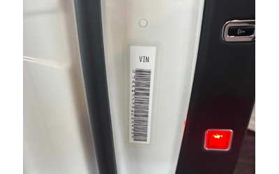 Bentley Bentayga V8 С РЕГИСТРАЦИЯ & АВТО КРЕДИТ - автомобили, коли, обяви за нови и употребявани 13