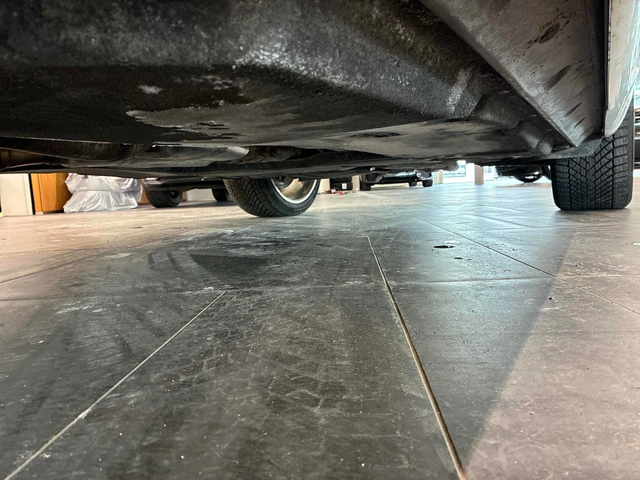 Bentley Bentayga V8 С РЕГИСТРАЦИЯ & АВТО КРЕДИТ - автомобили, коли, обяви за нови и употребявани 14