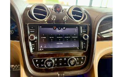 Bentley Bentayga V8 * Panorama* 22"* SoftClose* Лизинг - автомобили, коли, обяви за нови и употребявани 12