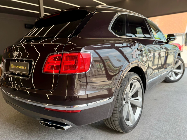 Bentley Bentayga V8 * Panorama* 22"* SoftClose* Лизинг - автомобили, коли, обяви за нови и употребявани 5