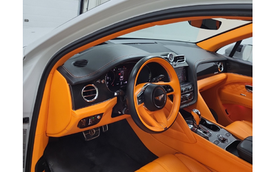 Bentley Bentayga 3L 6cyl AWD - автомобили, коли, обяви за нови и употребявани 9
