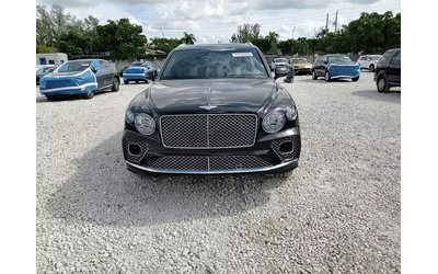 bentley-bentayga-4-0l-8-all-wheel-drive - 0