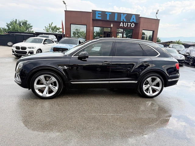 Bentley Bentayga DISTRONIK-HEAD UP-PANORAMA-V12-VAKUM-MONITORI-FULL - автомобили, коли, обяви за нови и употребявани 4