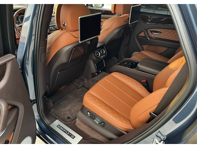 BENTLEY Bentayga Bentayga 6.0 W12 4WD - автомобили, коли, обяви за нови и употребявани 8