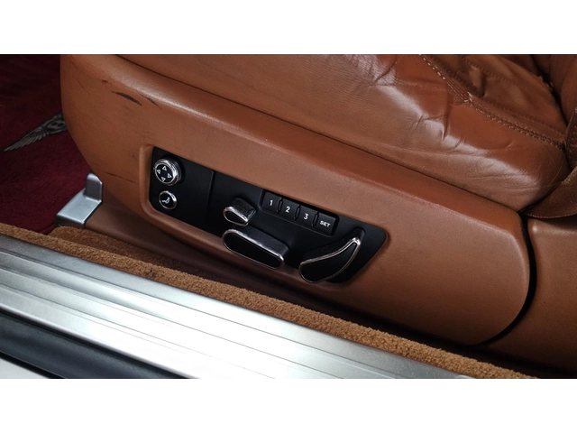Bentley Continental GTC - автомобили, коли, обяви за нови и употребявани 15