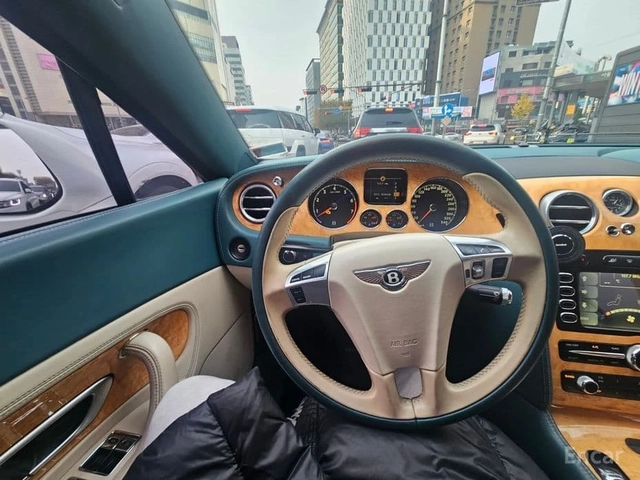 Bentley Continental gt - автомобили, коли, обяви за нови и употребявани 5