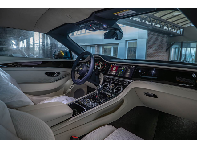 Bentley Continental GT Convertible Speed V8 Hybrid/22Zoll/First Edition/AWD/Virtual/ - автомобили, коли, обяви за нови и употребявани 5