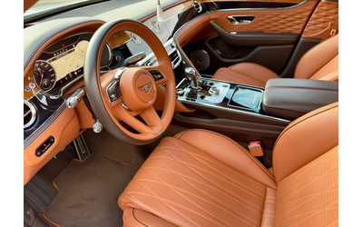 BENTLEY Flying Flying Spur 4.0 V8 AWD - автомобили, коли, обяви за нови и употребявани 7