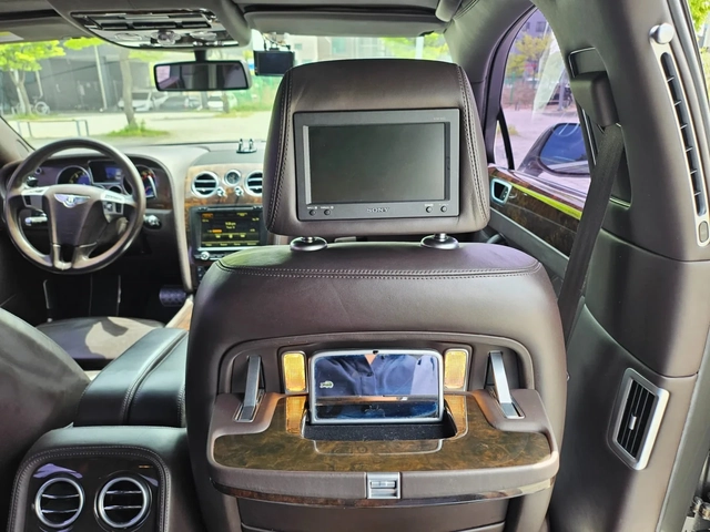 Bentley Flying Spur - автомобили, коли, обяви за нови и употребявани 14