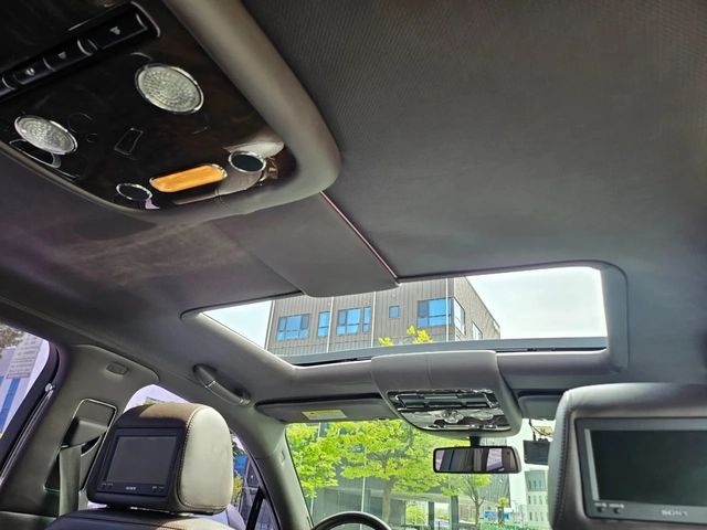 Bentley Flying Spur - автомобили, коли, обяви за нови и употребявани 16