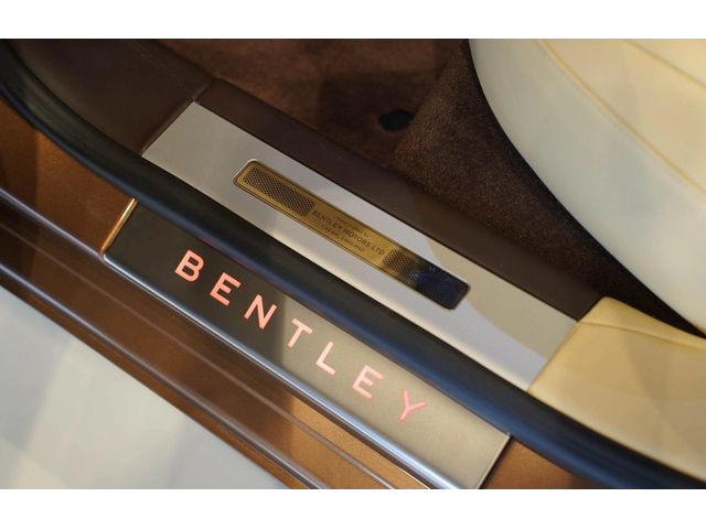 BENTLEY Flying Spur Flying Spur 6.0 W12 AWD - автомобили, коли, обяви за нови и употребявани 13