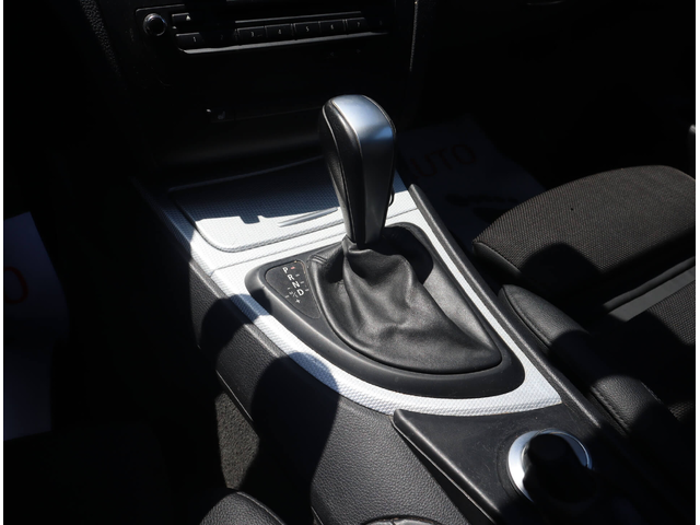 БМВ 118 d/М Sport Packet/Шибедах/Автомат/Подгрев/ - автомобили, коли, обяви за нови и употребявани 9