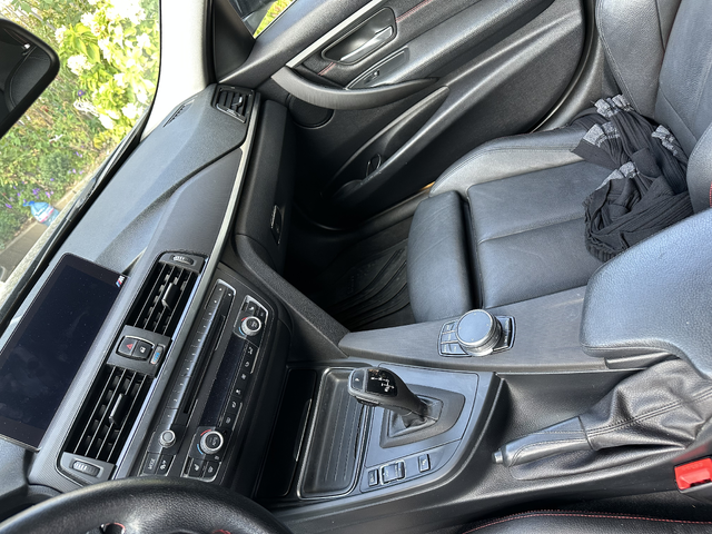 BMW 02, 2013 г., 316000 км, 184 к.с. - автомобили, коли, обяви за нови и употребявани 7