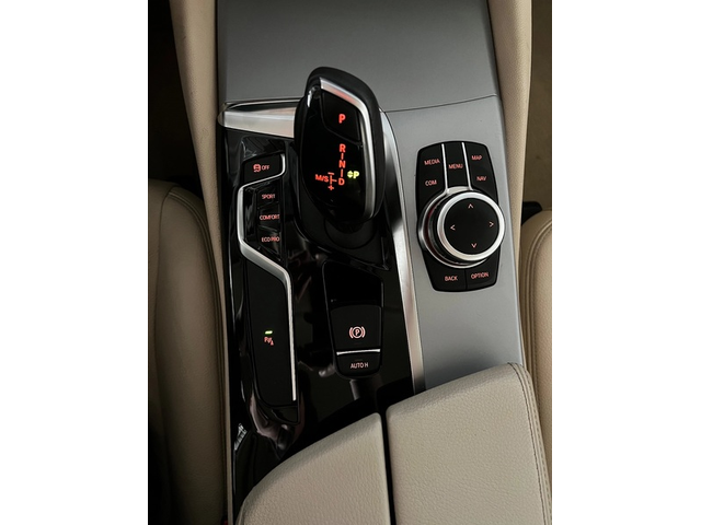 BMW 02 530d xDrive
 Touring - автомобили, коли, обяви за нови и употребявани 10