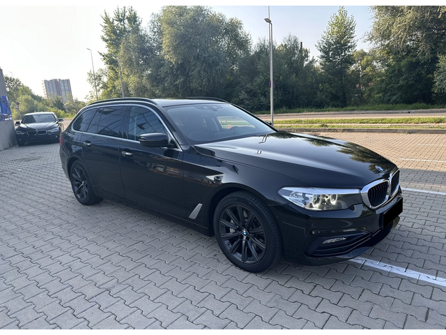 BMW 02 530i xDrive Touring - автомобили, коли, обяви за нови и употребявани 1