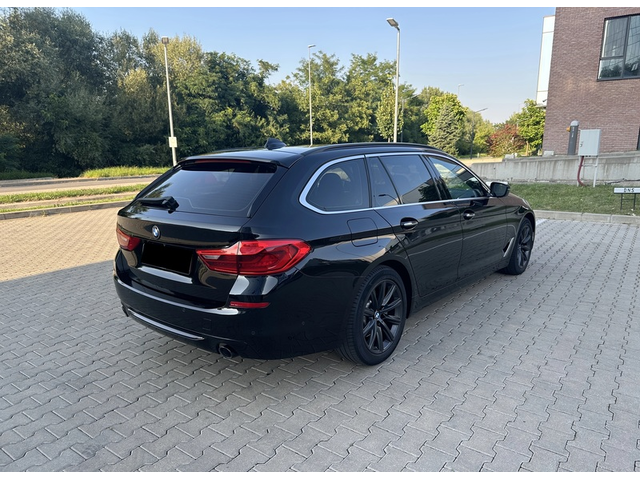 BMW 02 530i xDrive Touring - автомобили, коли, обяви за нови и употребявани 3
