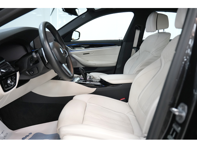 BMW 02 540d xDrive M Package Shadow Line - автомобили, коли, обяви за нови и употребявани 10