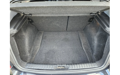 BMW 116 1.6I-116кс= КЛИМАТИК= BLACK EDITION - автомобили, коли, обяви за нови и употребявани 9