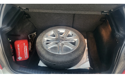 BMW 116 I - автомобили, коли, обяви за нови и употребявани 9