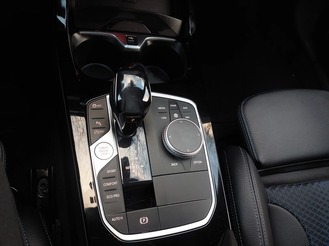 BMW 118 D M-Sport AUTOMAT - автомобили, коли, обяви за нови и употребявани 11