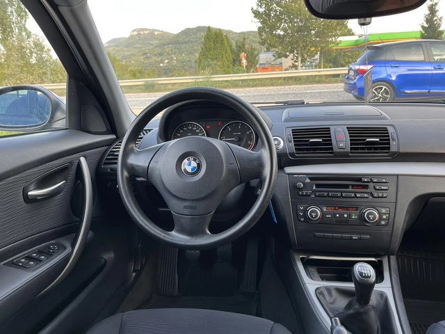 BMW 118 2.0TDI 143кс 6 СКОРОСТИ EURO 4  6 СКОРОСТИ - автомобили, коли, обяви за нови и употребявани 11