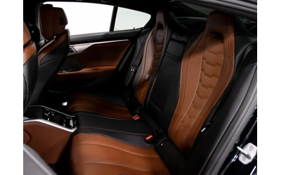 BMW 1M 8 Series - автомобили, коли, обяви за нови и употребявани 10