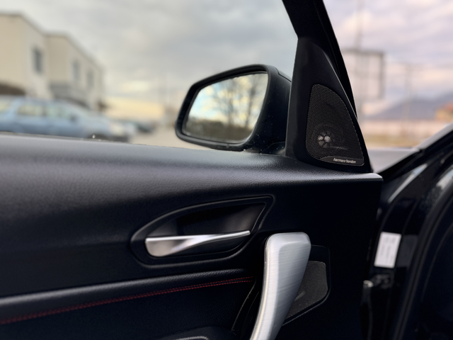 BMW 120 2.0d xDrive - автомобили, коли, обяви за нови и употребявани 11