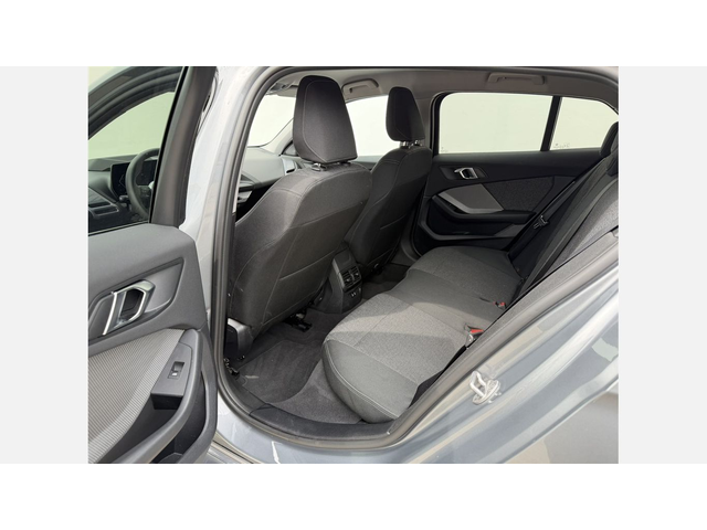 BMW 120 - автомобили, коли, обяви за нови и употребявани 9