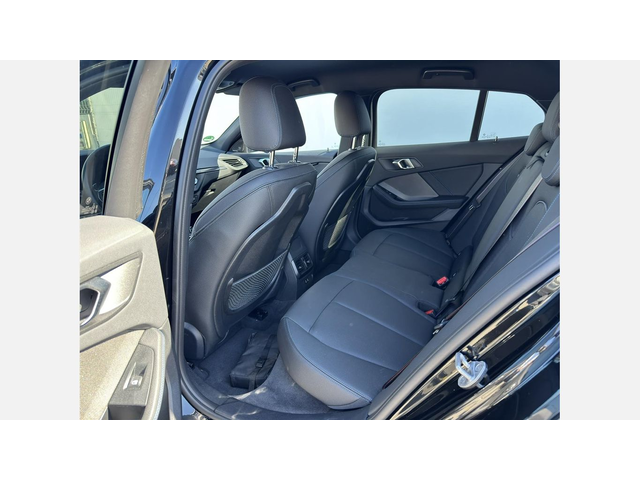 BMW 120i - автомобили, коли, обяви за нови и употребявани 9