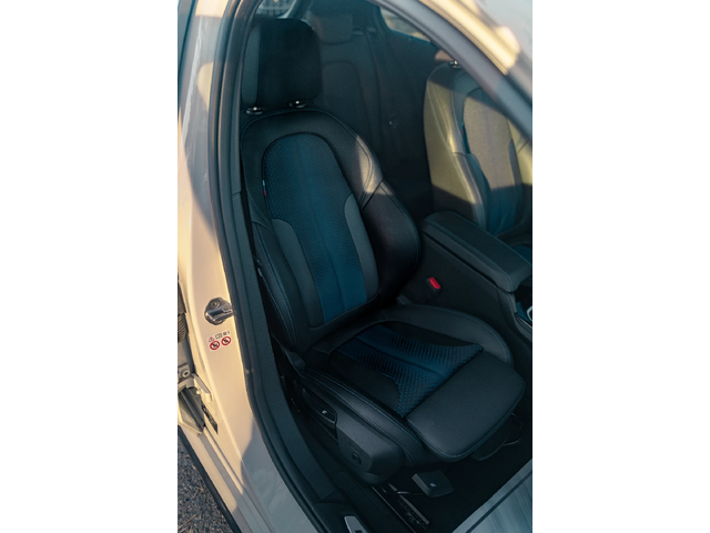 BMW 135 2.0 BENZIN M-SPORT X-DRIVE GERMANY - автомобили, коли, обяви за нови и употребявани 10