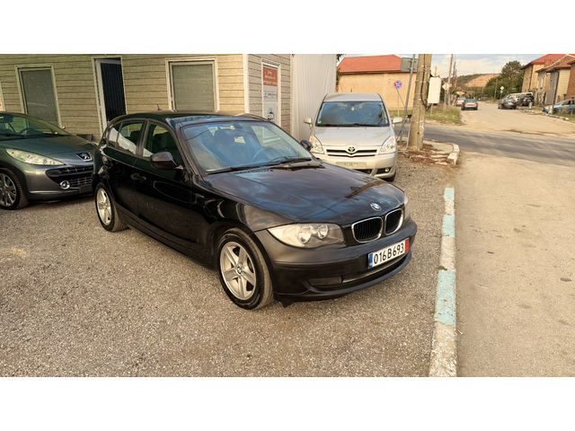 BMW 1M АВТОМАТИК - автомобили, коли, обяви за нови и употребявани 2
