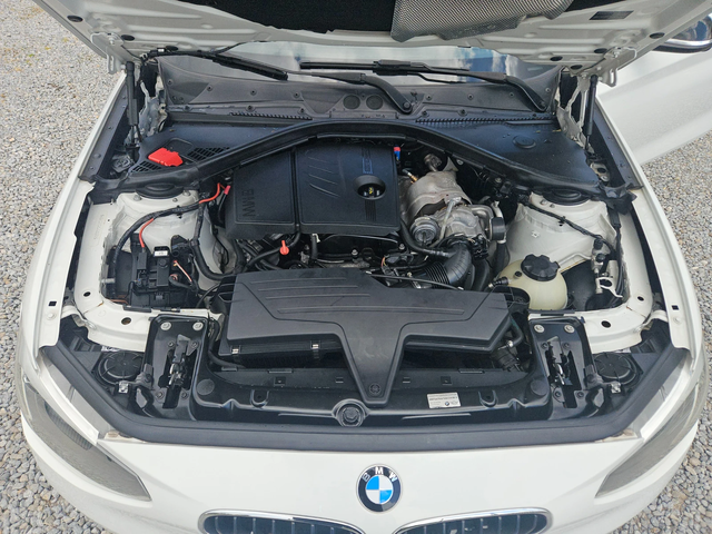 BMW 1M BMW 116 1.6i/136k.c - автомобили, коли, обяви за нови и употребявани 6