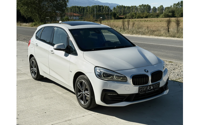 bmw-2-active-tourer-218d-m-facelift-head-up-ambient-panorama-lizing - 1