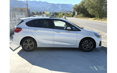 bmw-2-active-tourer-218d-m-facelift-head-up-ambient-panorama-lizing - 2