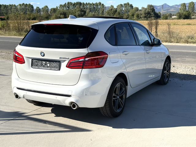 BMW 2 Active Tourer 218d M/Facelift/Head-up/Амбиент/Панорама/Лизинг - автомобили, коли, обяви за нови и употребявани 3