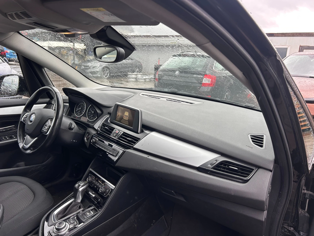 BMW 218 D AVTOMAT/NAVI EURO 6 - автомобили, коли, обяви за нови и употребявани 9