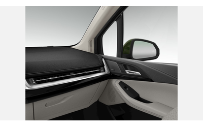 BMW 220d Active Tourer - автомобили, коли, обяви за нови и употребявани 9