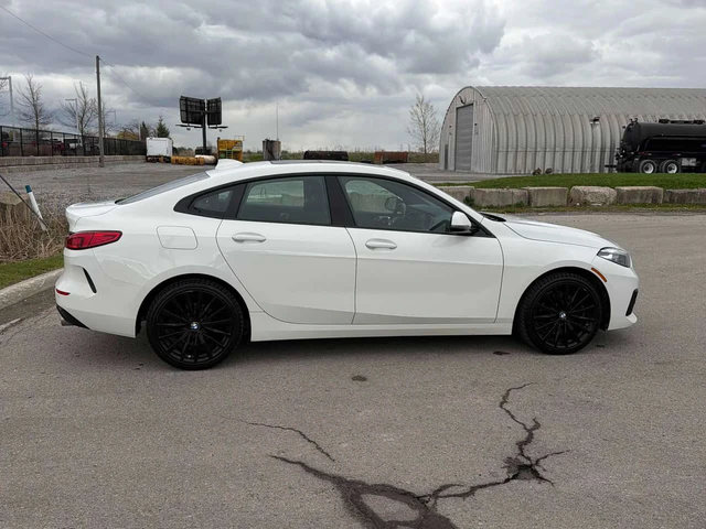BMW 228 xDrive/ПАНОРАМА/ПОДГРЕВИ - автомобили, коли, обяви за нови и употребявани 3