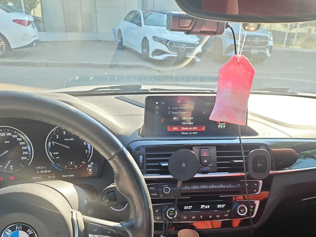 BMW 230 i xDrive Coupe - автомобили, коли, обяви за нови и употребявани 7