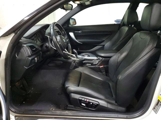 BMW 235 * M-Performance* КОЖА* ШИБИДАХ* - автомобили, коли, обяви за нови и употребявани 6